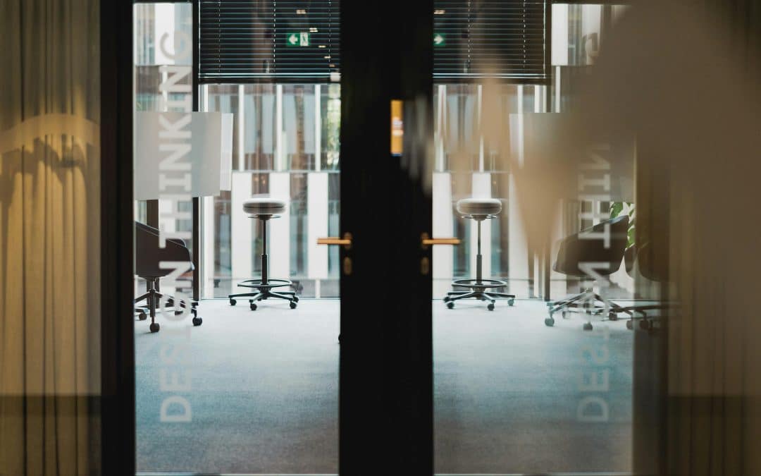 Tech-Driven Commercial Real Estate: How AI and Smart Buildings Are Reshaping the Industry